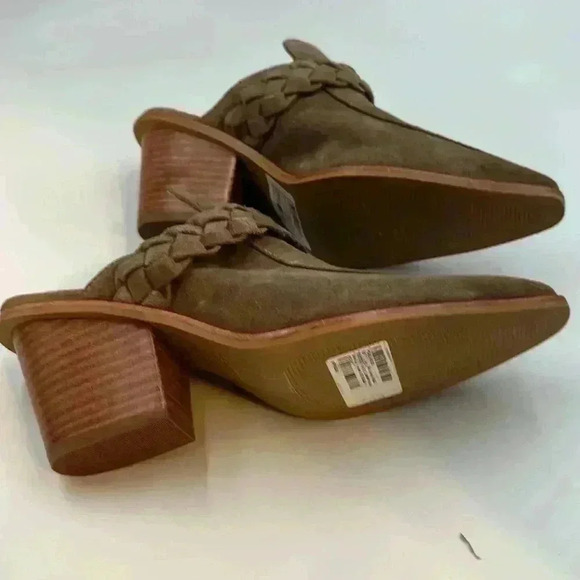 Kanas suede Turin loafer mule booties n Taupe size 6. New with tag, no b… - Picture 7 of 8